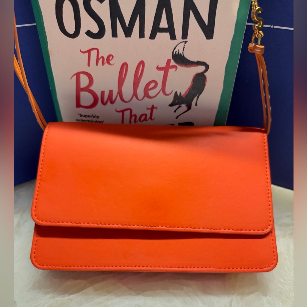 Jacquemus Orange Leather Crossbody With Gold Chain Accent — image 2 of 8